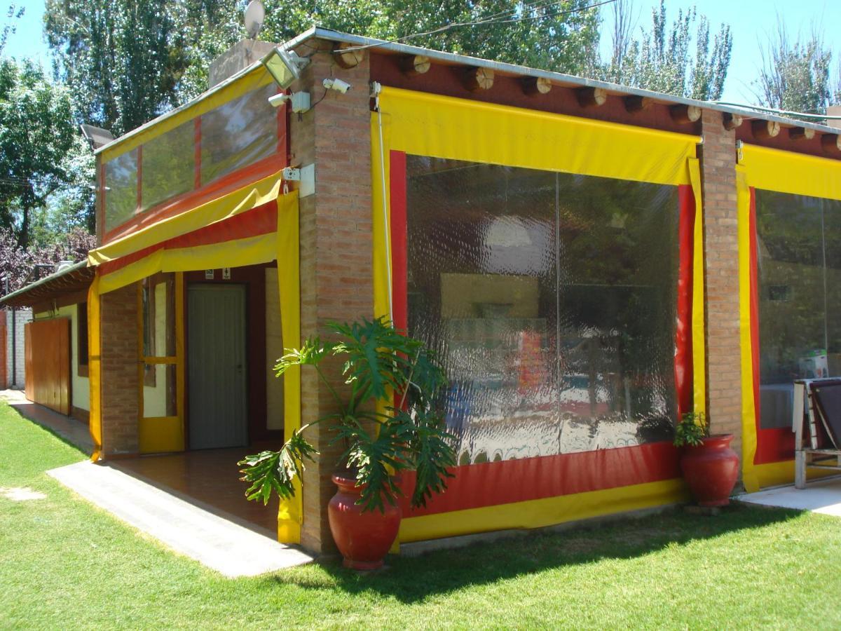Akimekedo Bed & Breakfast Мендоса Екстериор снимка